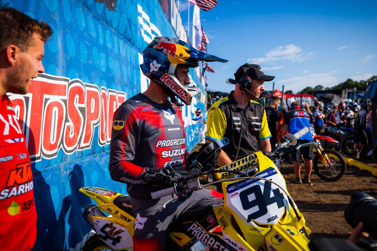 Ветеран AMA Supercross Кен Рокцен решил сохранить свой номер 94 Ветеран AMA Supercross Кен Рокцен решил сохранить свой номер 94