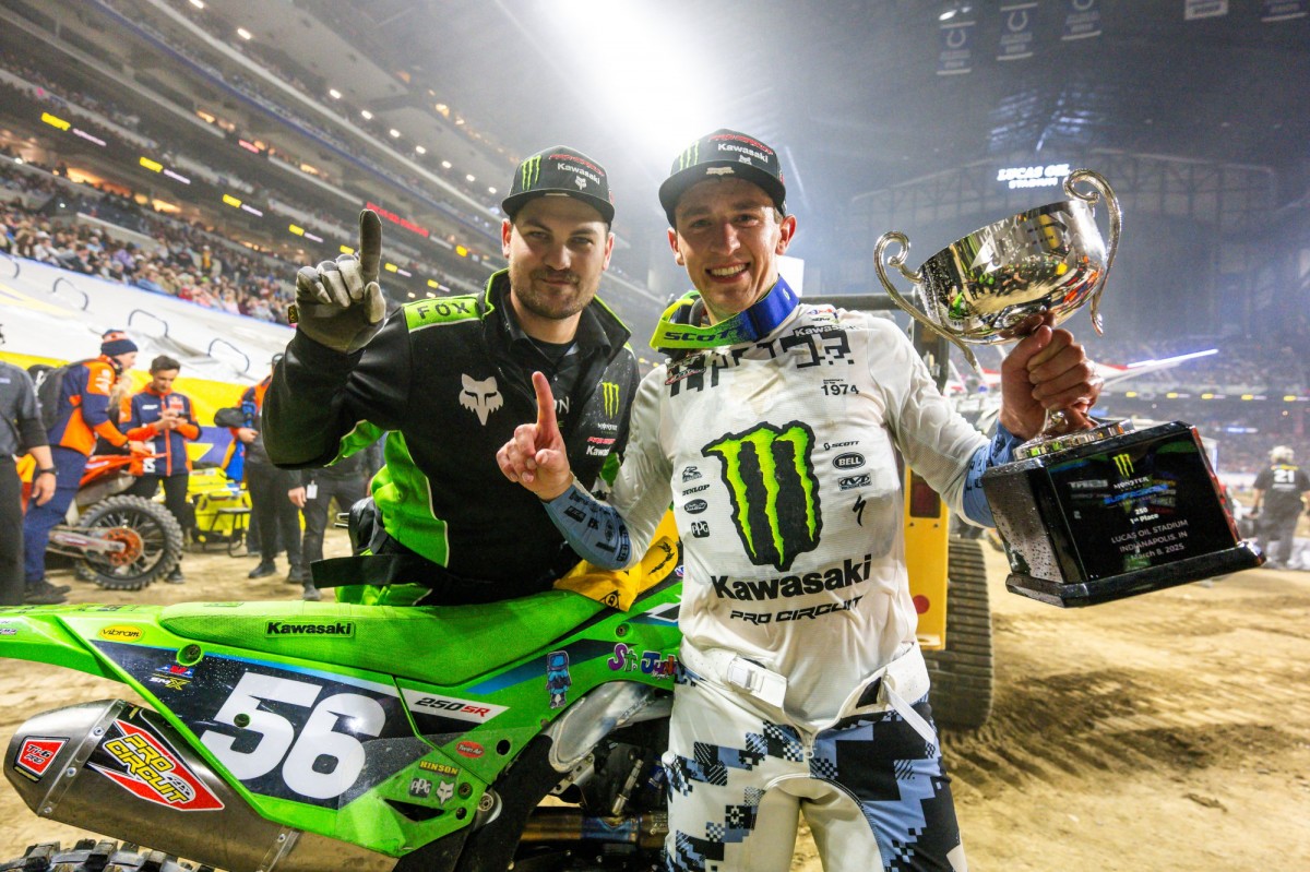 Сет Хаммакер, чемпион AMA Supercross 250SX Восточного дивизиона Сет Хаммакер, чемпион AMA Supercross 250SX Восточного дивизиона