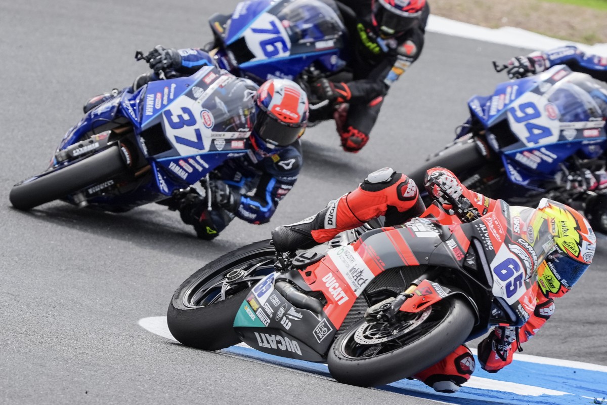 Ducati V2 больше не является проблемой для доминирования Yamaha Ducati V2 больше не является проблемой для доминирования Yamaha