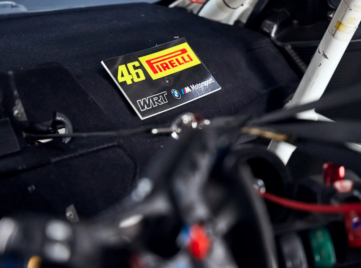 BMW M4 GT3 Валентино Росси выставлен на продажу BMW M4 GT3 Валентино Росси выставлен на продажу