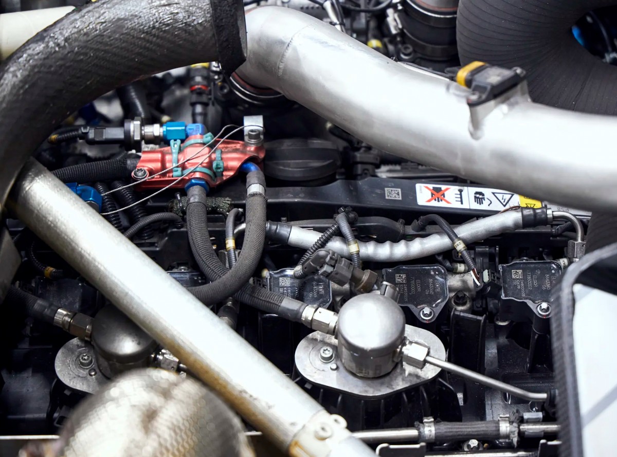 BMW M4 GT3 Валентино Росси выставлен на продажу BMW M4 GT3 Валентино Росси выставлен на продажу