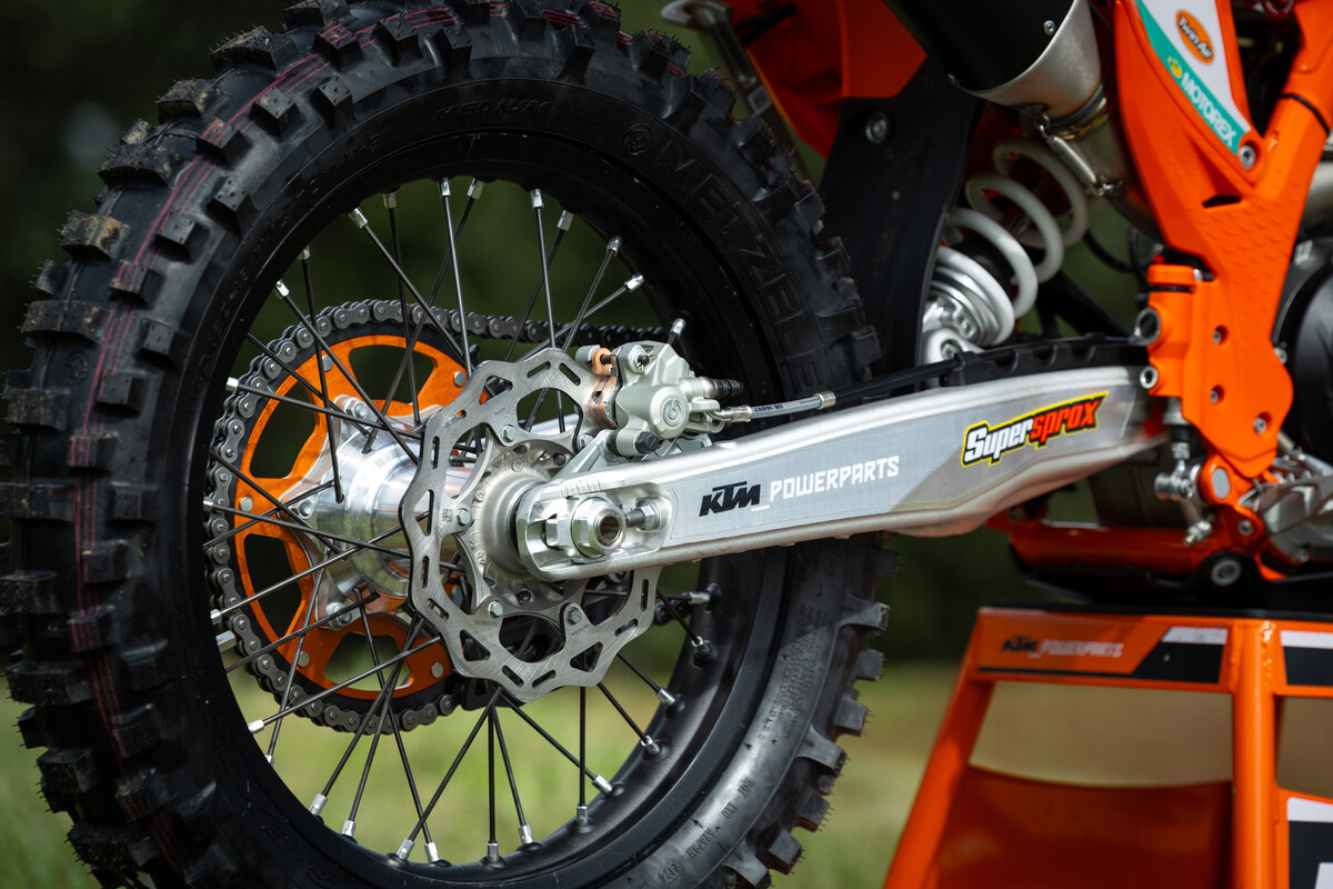 KTM 450 EXC с прогрессивной подвеской KTM 450 EXC с прогрессивной подвеской