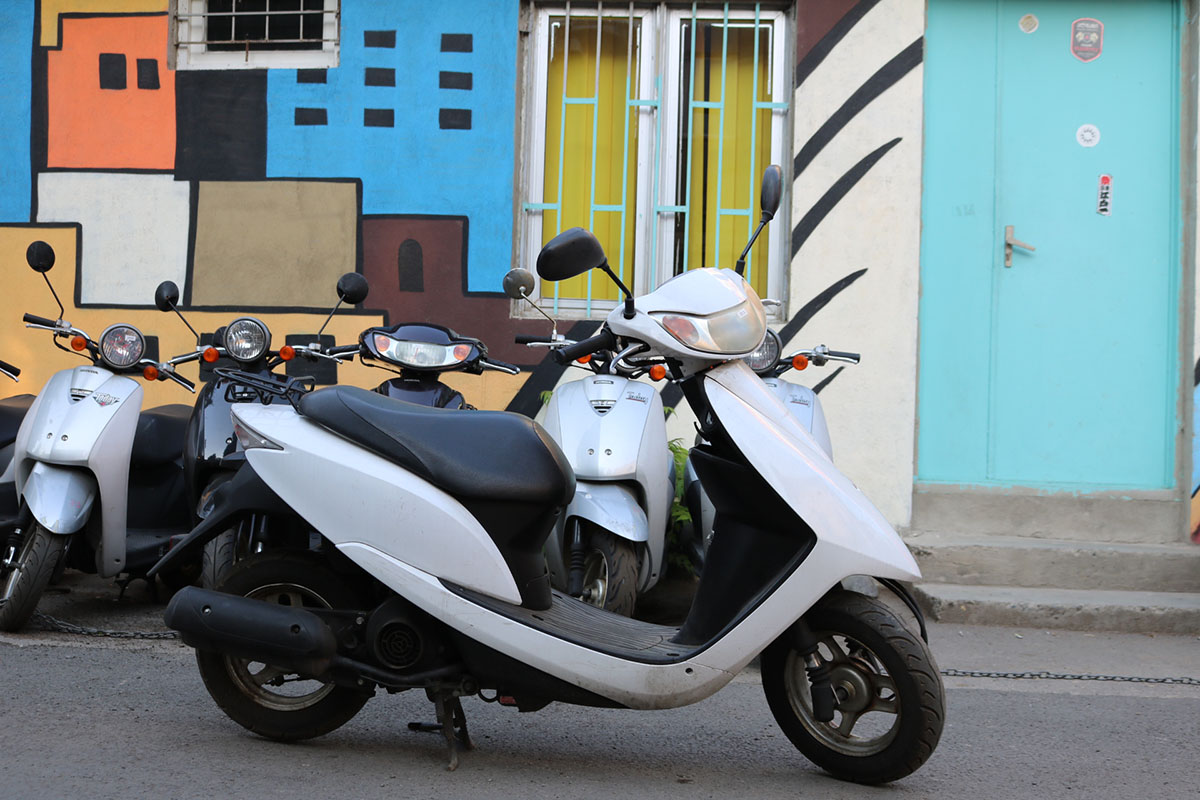 Классический скутер Honda Dio 50 Классический скутер Honda Dio 50