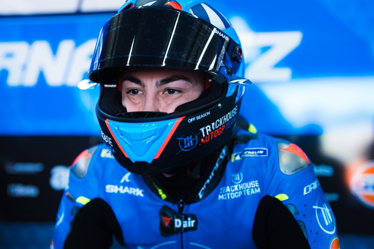 Рауль Фернандес начал оправдывать надежды Aprilia к концу сезона 2025 года Рауль Фернандес начал оправдывать надежды Aprilia к концу сезона 2025 года