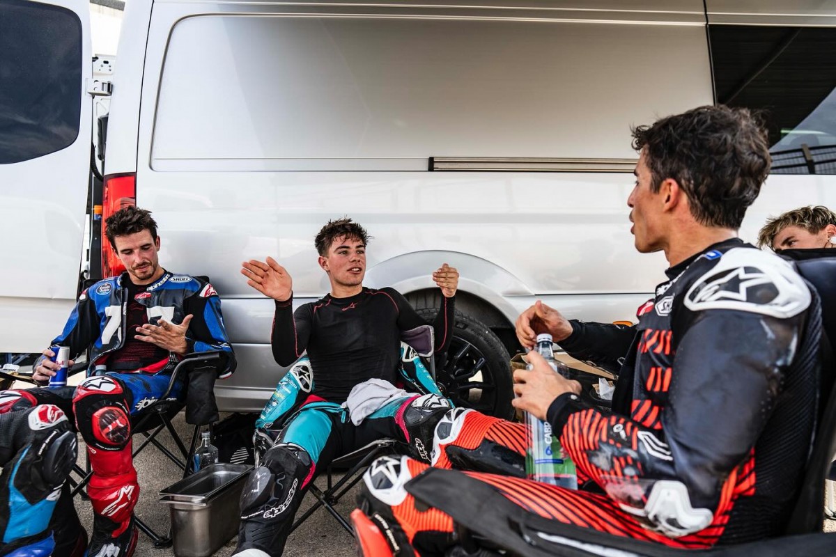 Давид Алонсо? Не, не слыхали! Давид Алонсо? Не, не слыхали!