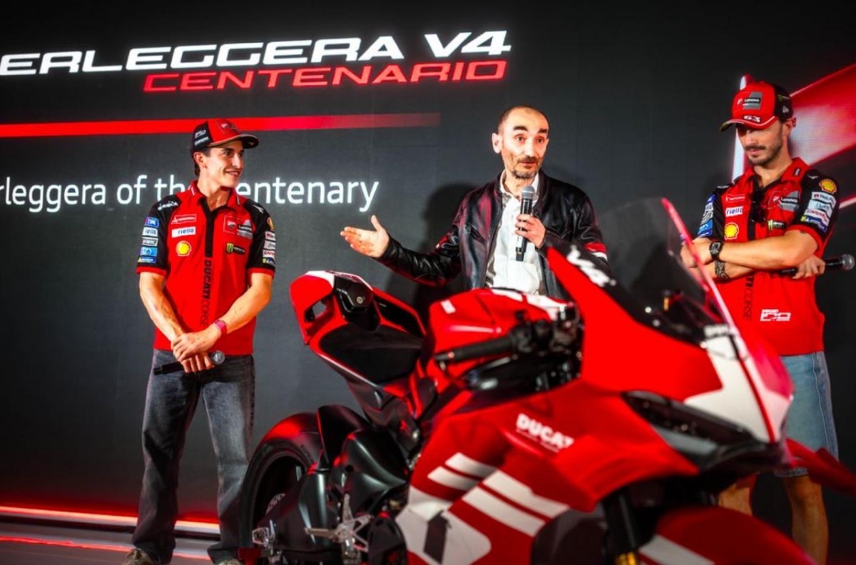 Презентация Ducati Superleggera V4 Centenario Презентация Ducati Superleggera V4 Centenario