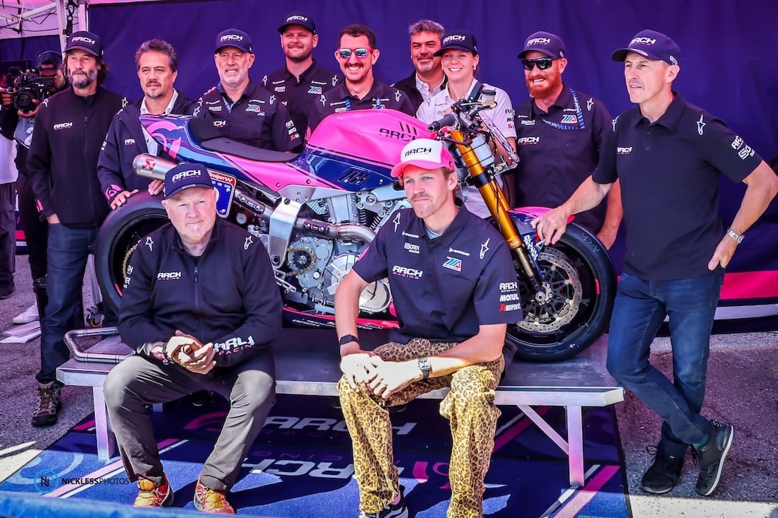 ARCH Racing: гоночная команда Киану Ривза в MotoAmerica Super Hooligan ARCH Racing: гоночная команда Киану Ривза в MotoAmerica Super Hooligan