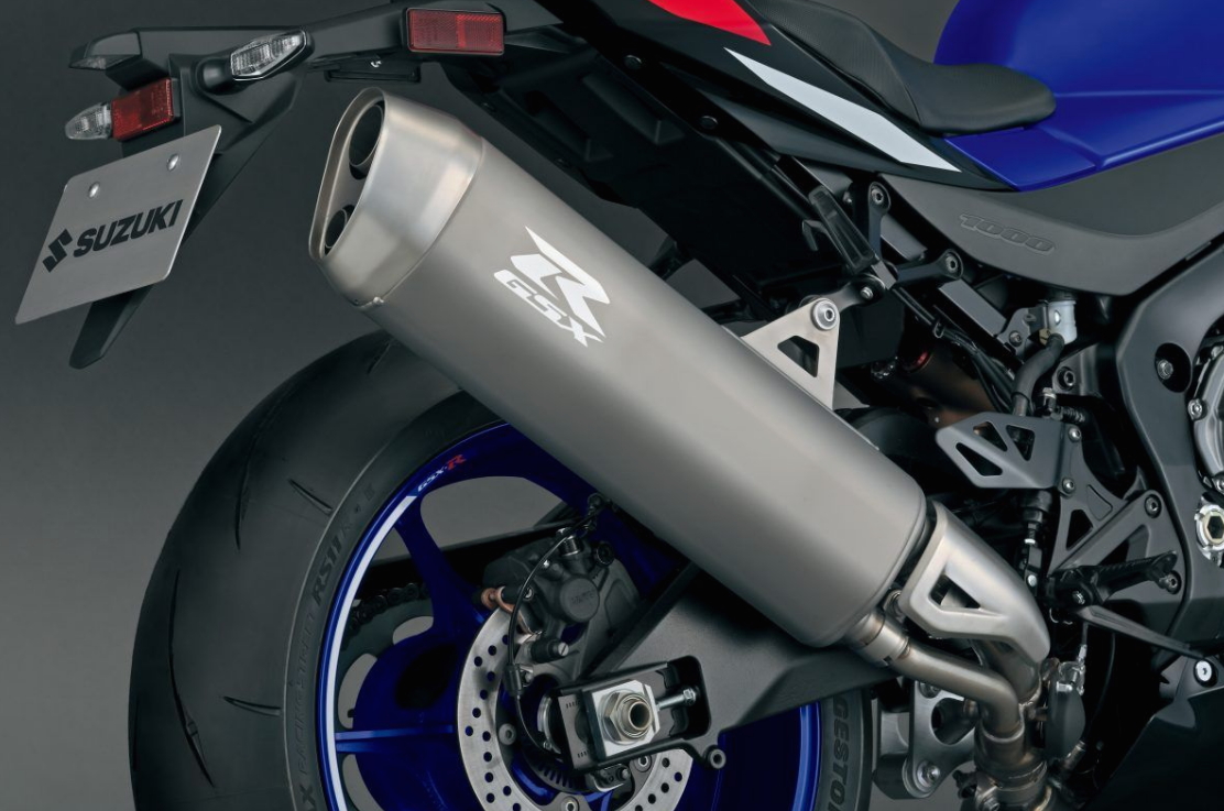 Новая выхлопная система Suzuki GSX-R1000R (2027) Новая выхлопная система Suzuki GSX-R1000R (2027)
