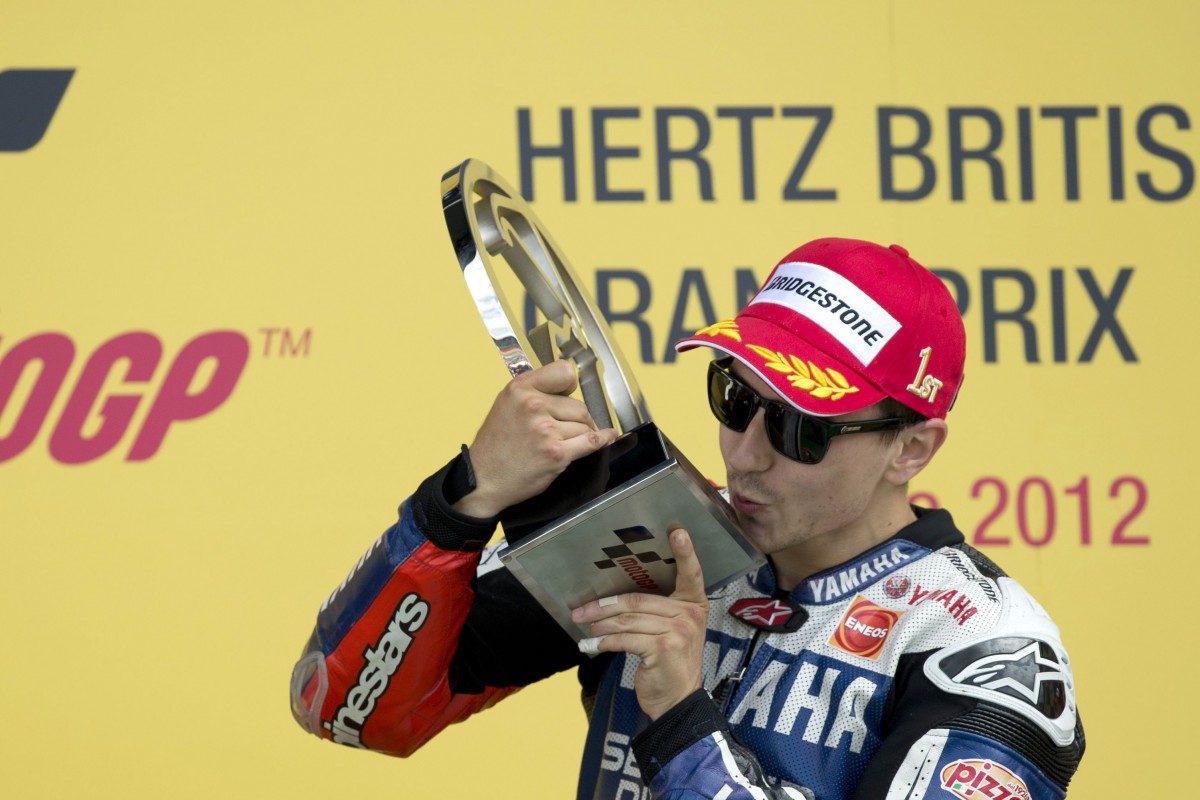 Хорхе Лоренцо трижды выигрывал BritishGP в Сильверстоуне, но никому кроме него не удалось повторить успех Хорхе Лоренцо трижды выигрывал BritishGP в Сильверстоуне, но никому кроме него не удалось повторить успех