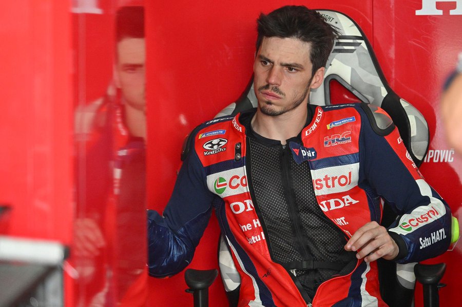 Жоан Мир столкнулся с проблемами сразу, как только начался сезон MotoGP 2026 года Жоан Мир столкнулся с проблемами сразу, как только начался сезон MotoGP 2026 года