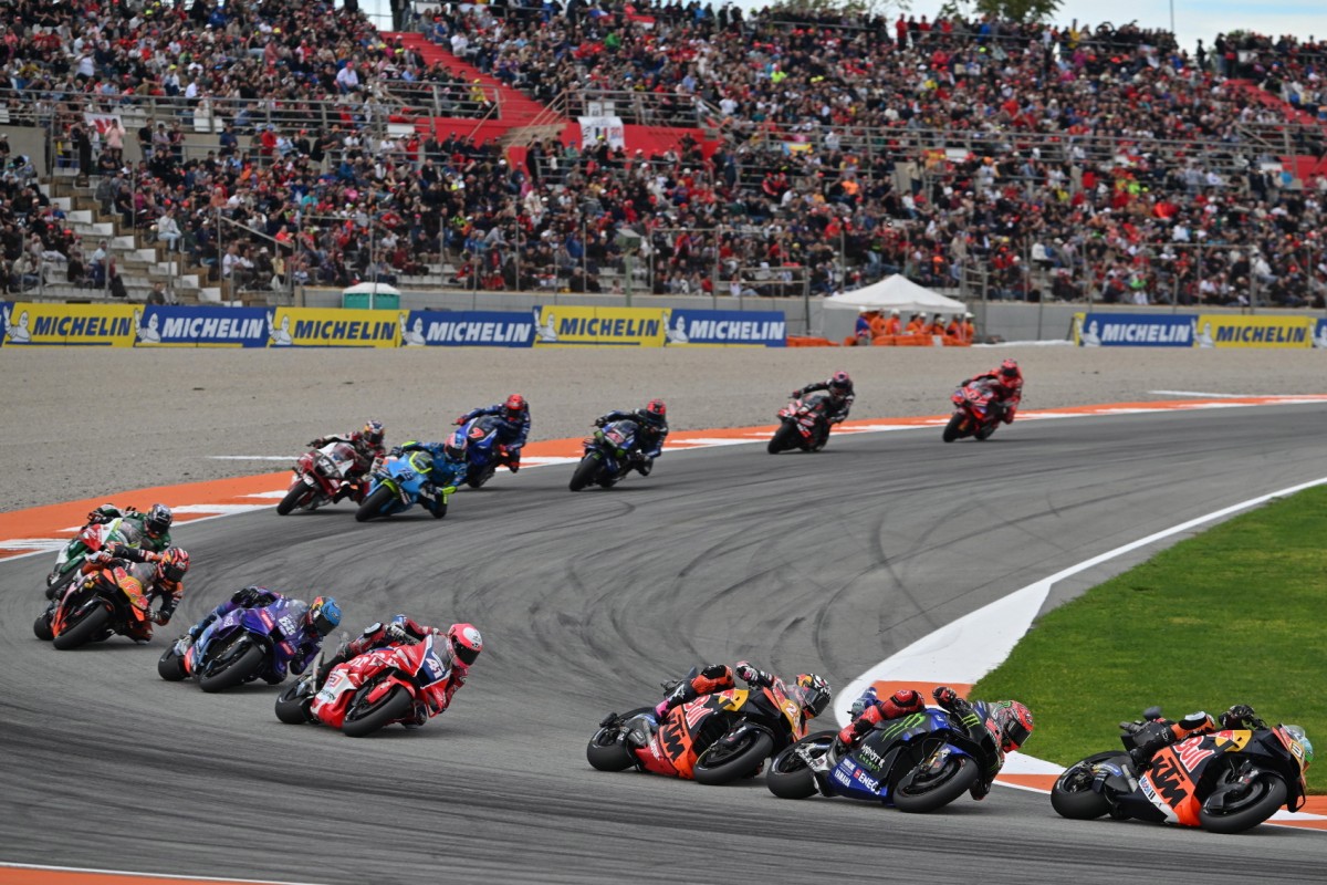 Гран-При Валенсии на Ricardo Tormo Circuit MotoGP Гран-При Валенсии на Ricardo Tormo Circuit MotoGP