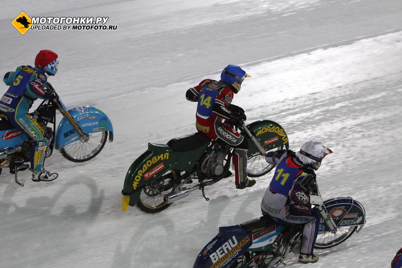 Maisto РјРѕС‚РѕС†РёРєР» Eis Ice Speedway