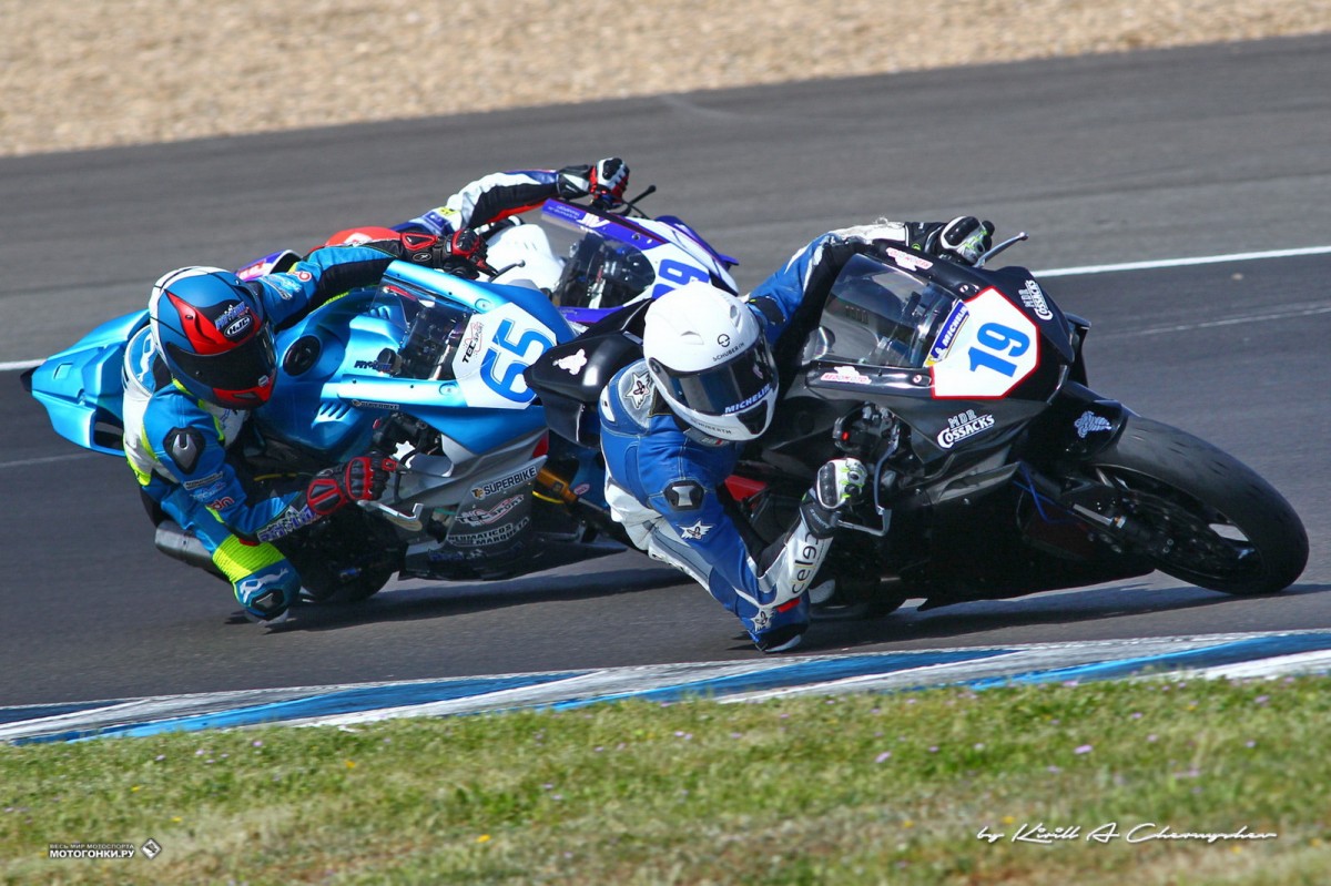 Мото заезды. Ночные покатушки на мотоцикле. Мото заезды. Заезд для мотоцикла. Гонки на мотоциклах.