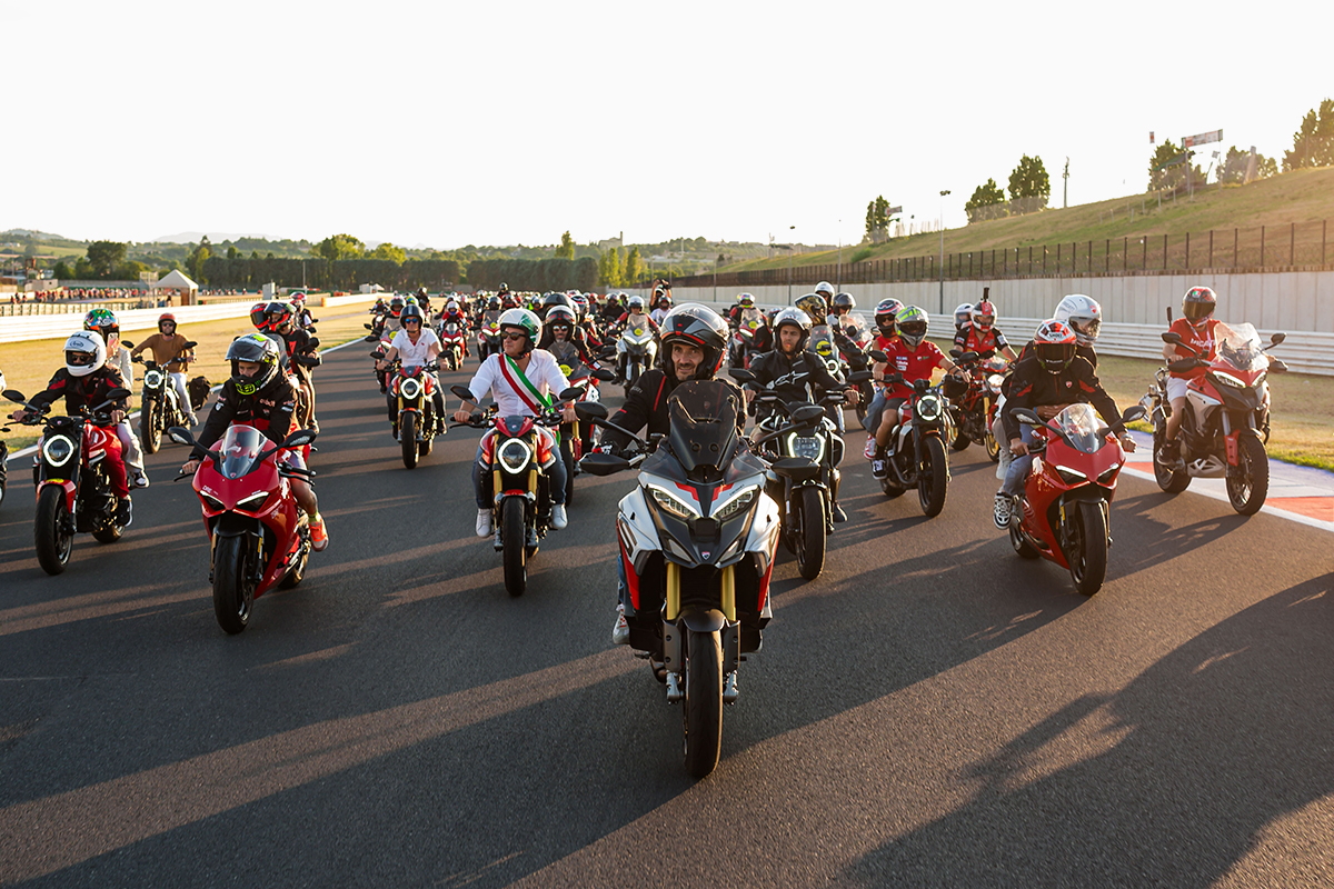 Ducati продается? 100-летний юбилей пройдет на фоне поиска VAG покупателя на итальянский завод