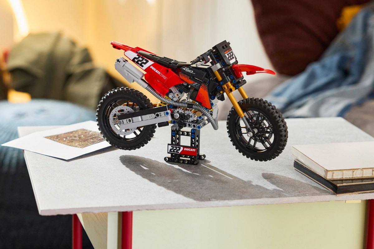 LEGO LEGO