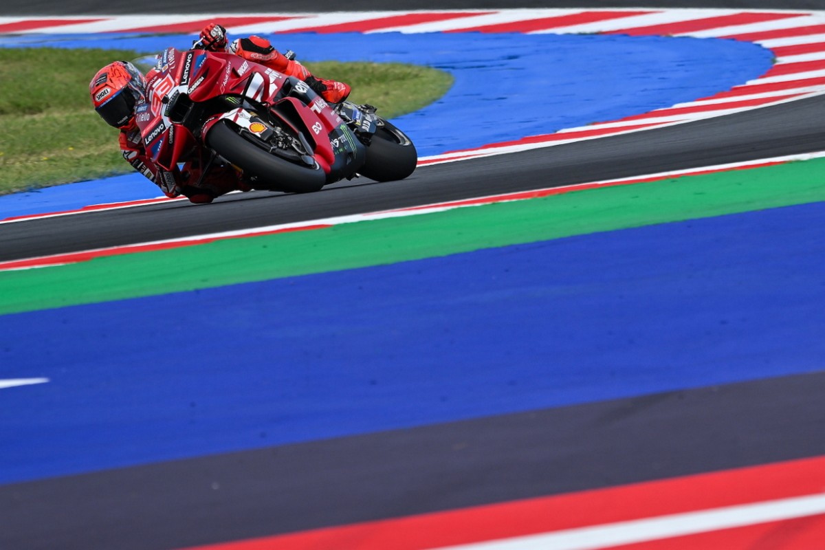 DUCATI DESMOSEDICI DUCATI DESMOSEDICI