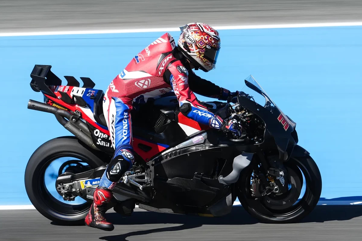 Прототип MotoGP 2027 года Honda RC214V появится на тестах в Сепанге