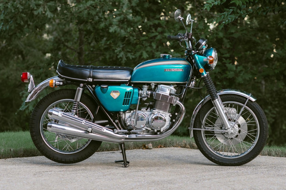 HONDA CB750