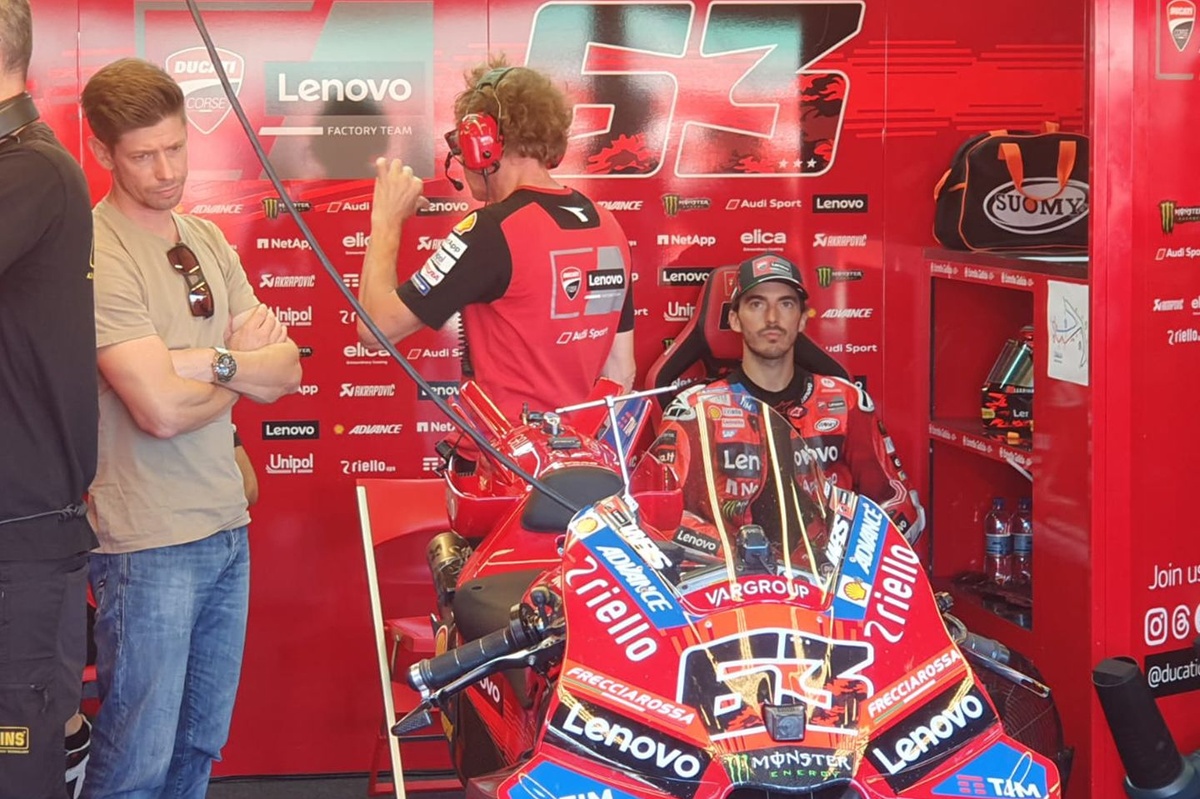 DUCATI CORSE DUCATI CORSE