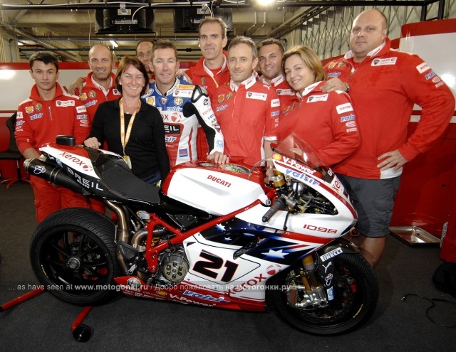 Команда Xerox Ducati и Трой Бейлисс: сезон завершен, а вместе с ним и карьера в WSBK!