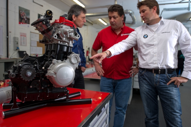 R&D центр Husqvarna: новый мотор объемом 900 куб.см. - бывший BMW F800