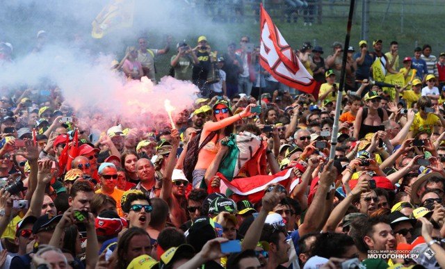 Гран-При Италии: толпа фанатов в Муджелло