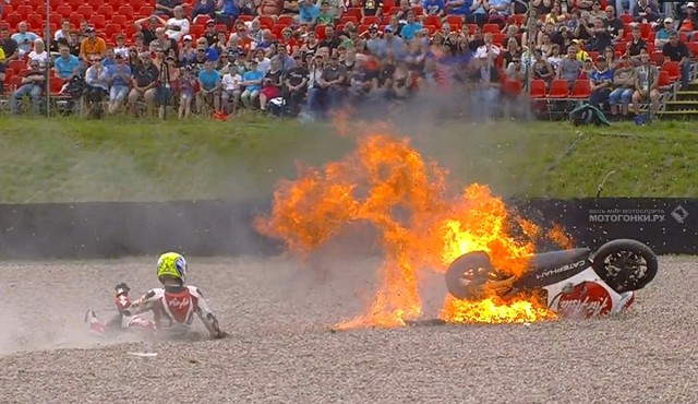 Жоан Зарко в огне, ему не на что больше жать...  Гран-При Германии, Moto2