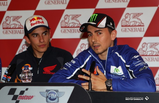 MotoGP - Grand Prix of Valencia, Ricardo Tormo: Лоренцо прямо заявил, что поддержит Росси, если сложится такая ситуация