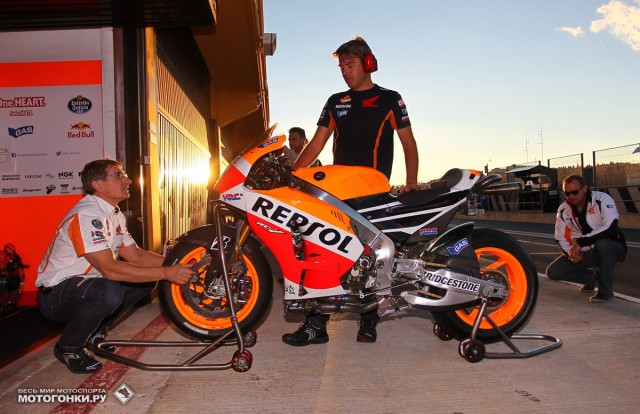 Repsol Honda RC213V MotoGP - bike-porno