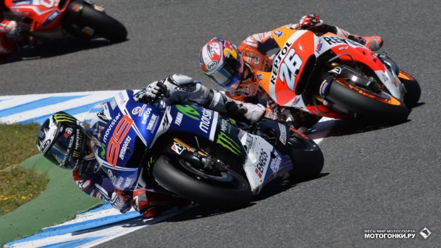 Гран-При Испании, MotoGP - Лоренцо пытается убежать от Дани Педросы