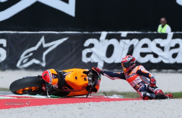 MotoGP ItalianGP - Гран-При Италии, Mugello - round 6 - Падение Марка Маркеса (Repsol Honda) за 6 кругов до финиша