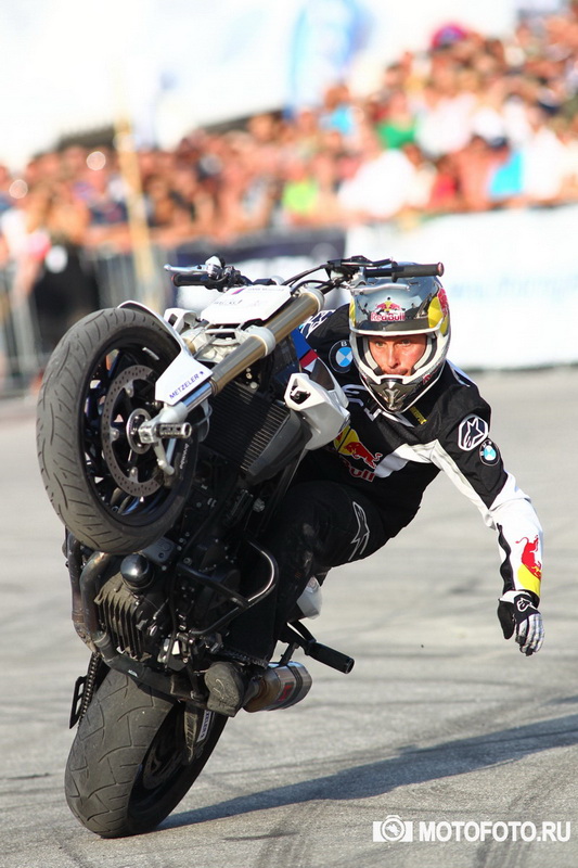BMW Motorrad Days 2015 - Stunt King Chris Pfeiffer
