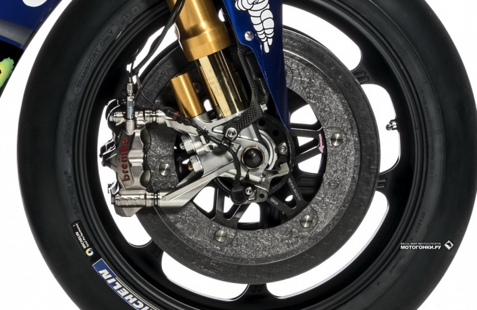 MotoGP - Yamaha YZR-M1 (2018) - новые тормоза Brembo