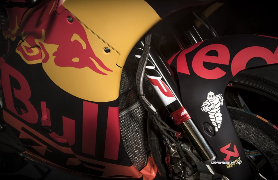 MotoGP - KTM RC16 (2018) - уникальная вилка WP, разработанная специально для этого прототипа