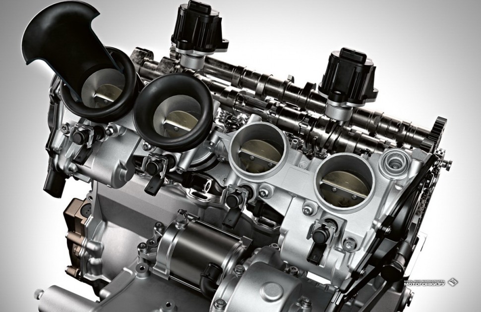 BMW S 1000 RR (2019) - Новый двигатель мощностью 207 л.с.