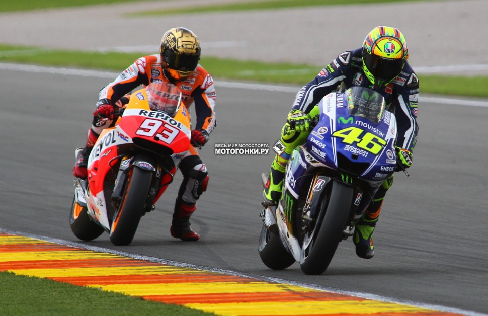 MotoGP - Grand Prix of Valencia, Ricardo Tormo: Дуэль Росси и Маркеса в начале гонки