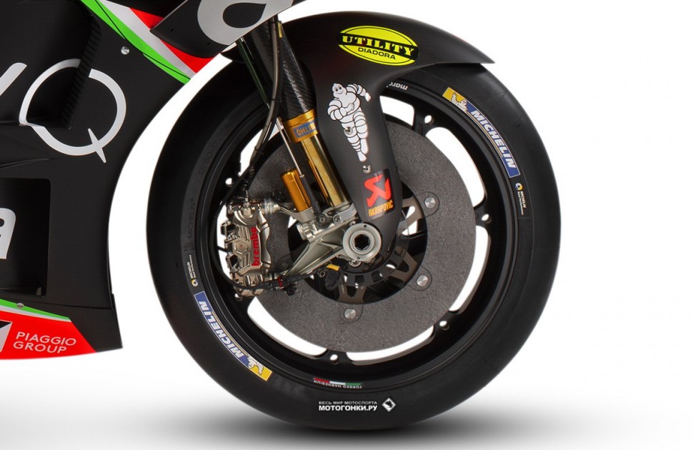 MotoGP - APRILIA RS-GP 2019: тормоза Brembo с карбоновыми дисками 340 мм