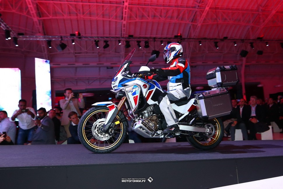 EICMA-2019 - Миланский Мотосалон: Honda CRF1100L Adventure Sports