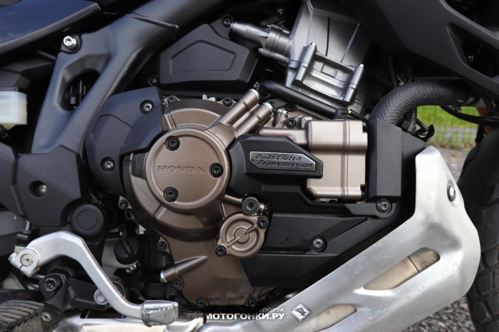 Тест-драйв Honda CRF1100D4L ES DCT (2020): в 2020 году двигатель стал на 70 кубиков больше