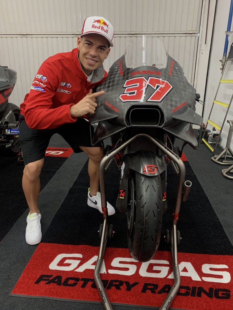 MotoGP-2023: Первые тесты нового сезона - IRTA Valencia: дебют Августо Фернандеса в GASGAS Factory Racing