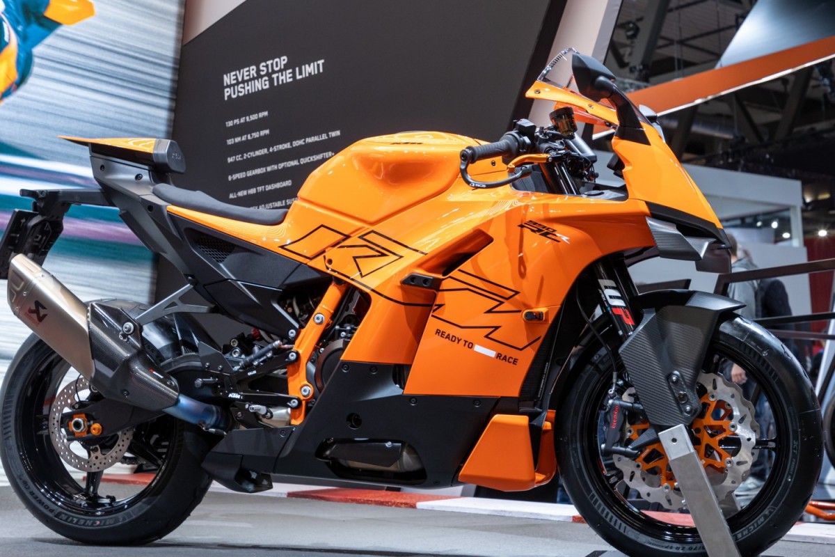 Миланский Мотосалон EICMA 2024: KTM RC 990 RC R