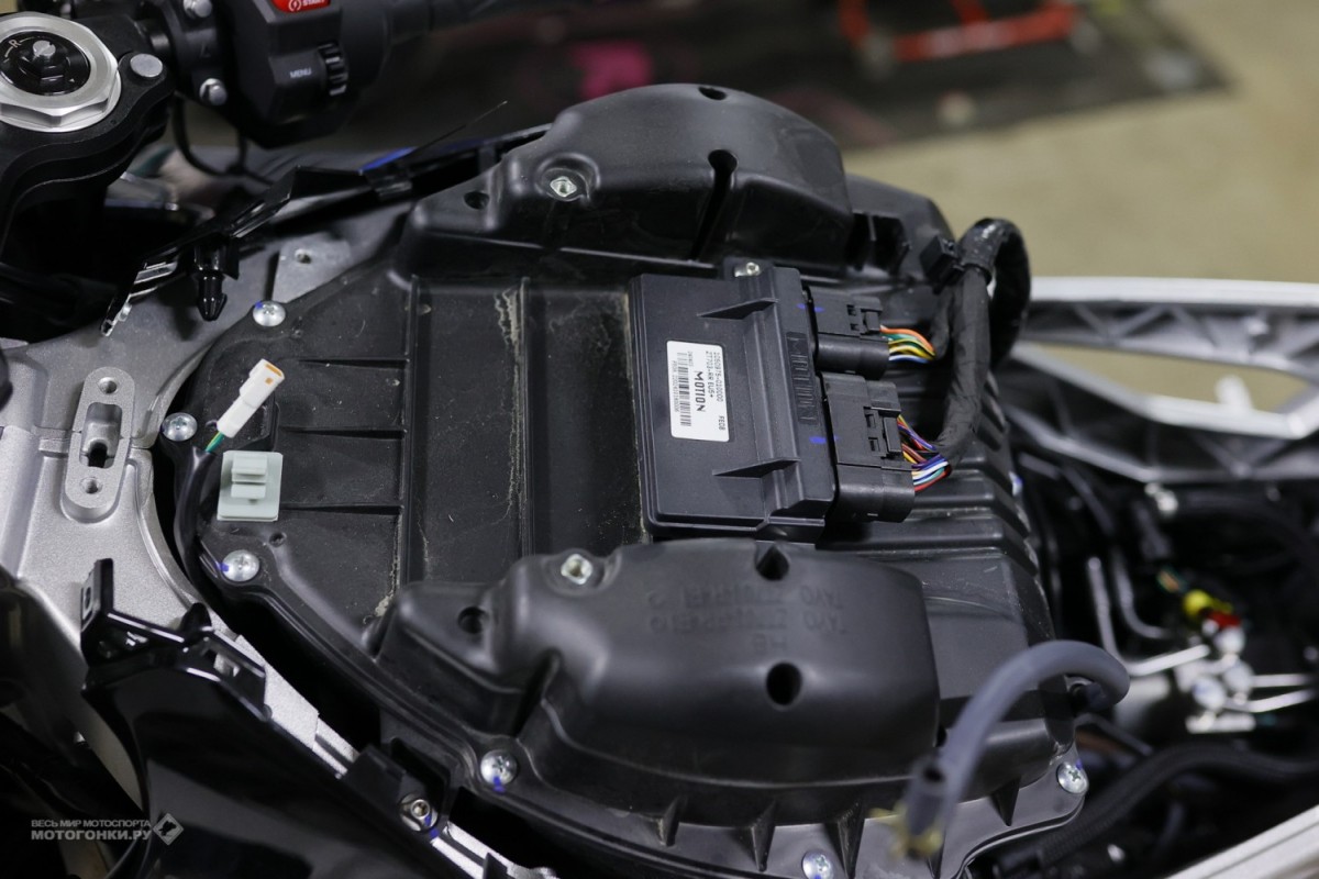 Проект QTM Motorsport и Zontes RUSSIA: спортбайк Zontes 703RR