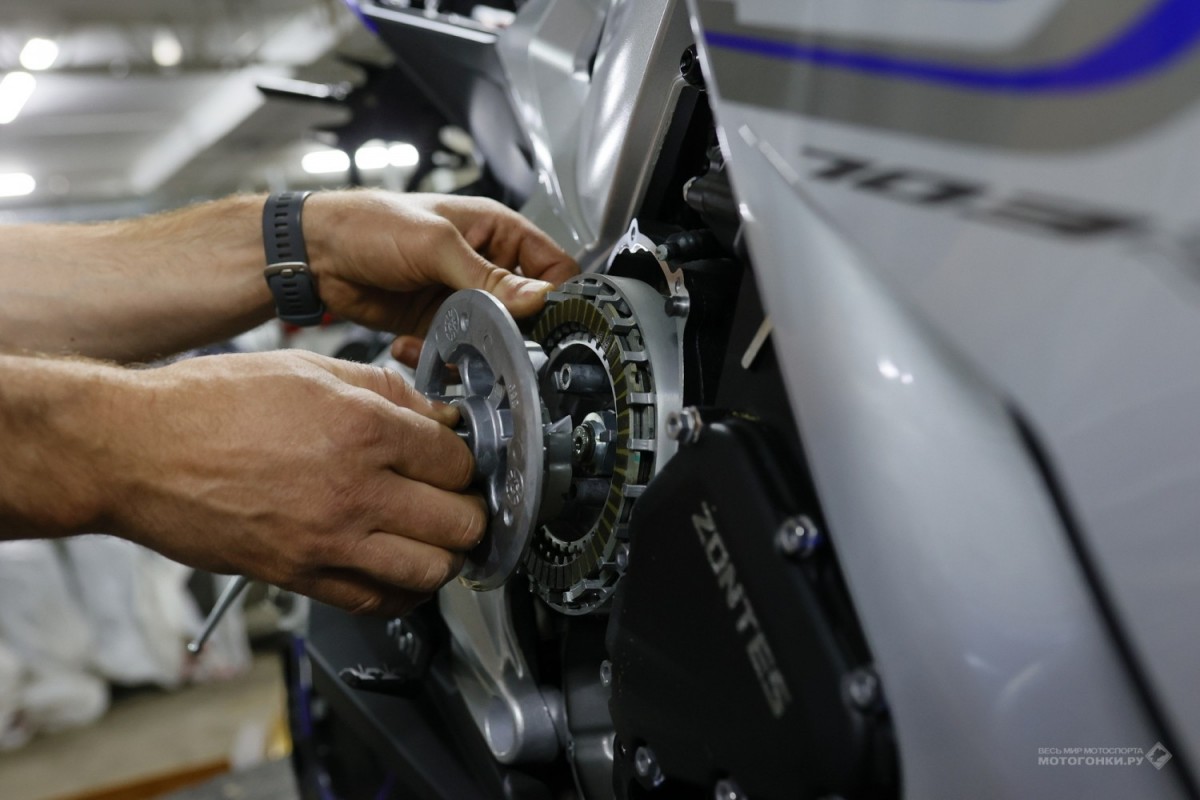 Проект QTM Motorsport и Zontes RUSSIA: спортбайк Zontes 703RR