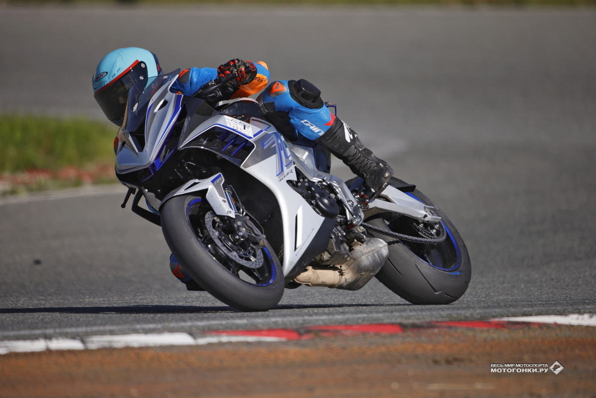 Проект QTM Motorsport и Zontes RUSSIA: спортбайк Zontes 703RR
