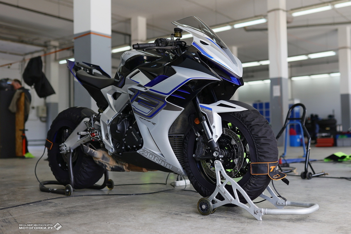 Проект QTM Motorsport и Zontes RUSSIA: спортбайк Zontes 703RR
