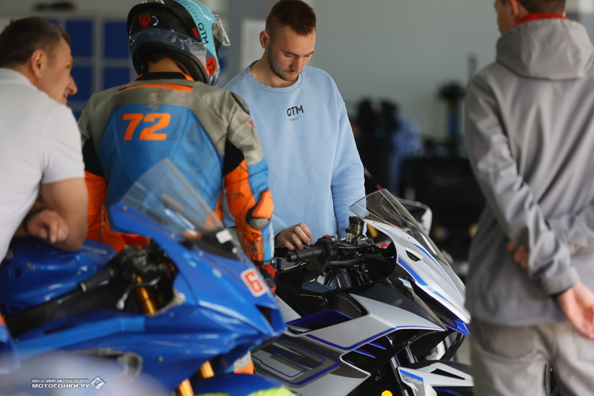 Проект QTM Motorsport и Zontes RUSSIA: спортбайк Zontes 703RR