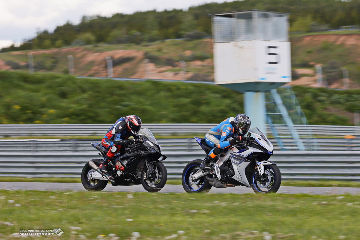 Проект QTM Motorsport и Zontes RUSSIA: спортбайк Zontes 703RR
