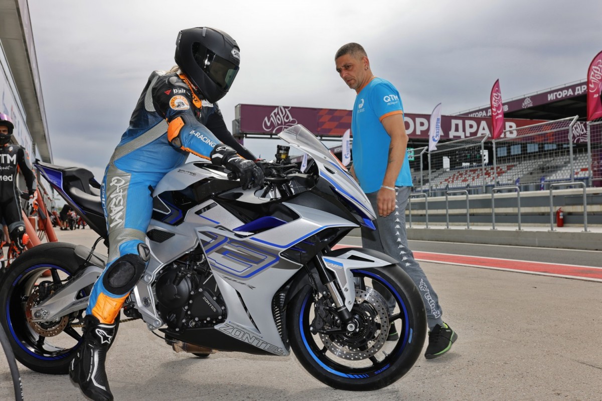 Проект QTM Motorsport и Zontes RUSSIA: спортбайк Zontes 703RR