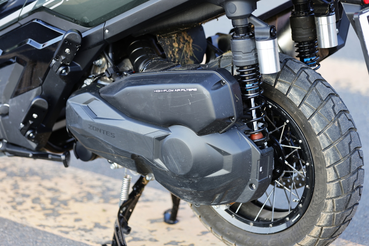 Тест-драйв скутера двойного назначения Zontes ZT368-G - Ядерная табуретка