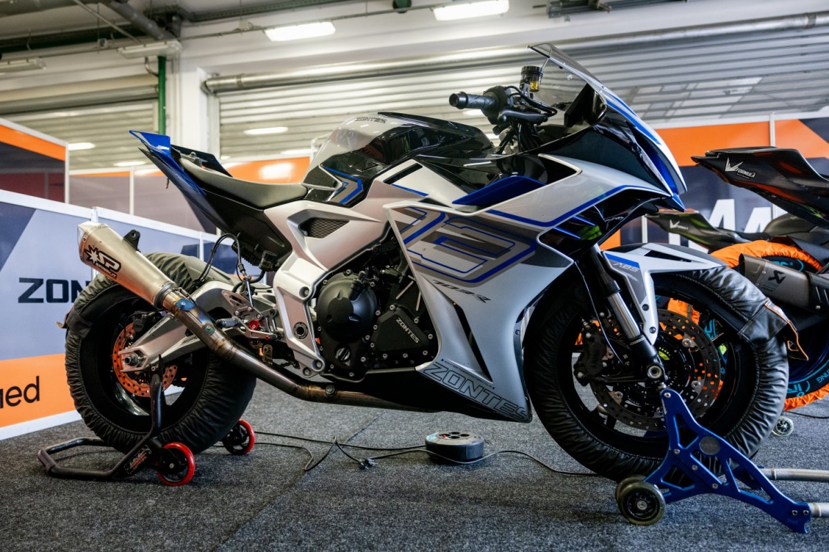 Проект QTM Motorsport и Zontes RUSSIA: спортбайк Zontes 703RR